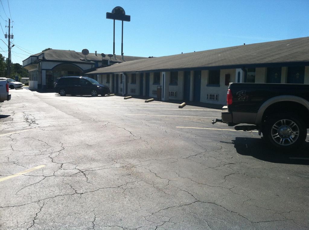 Motel 6 Calera Εξωτερικό φωτογραφία