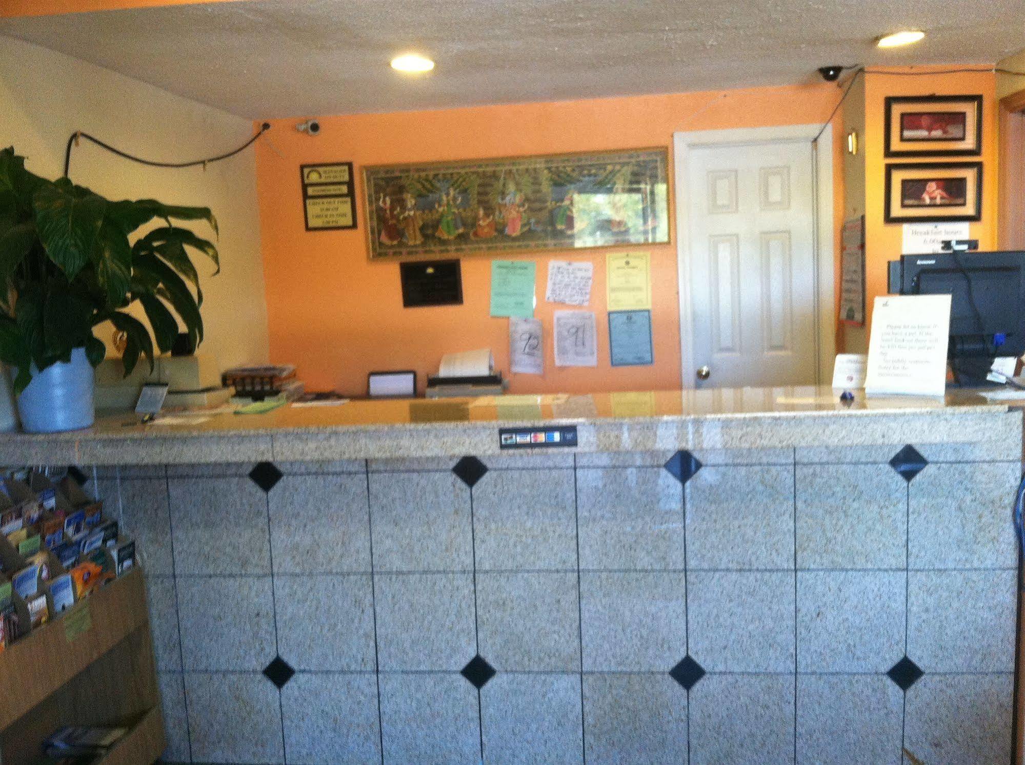 Motel 6 Calera Εξωτερικό φωτογραφία