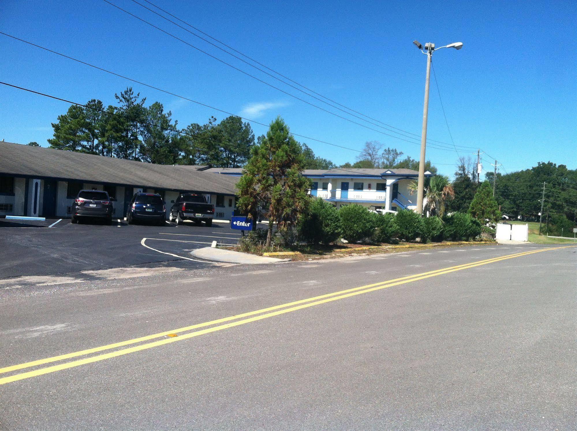 Motel 6 Calera Εξωτερικό φωτογραφία